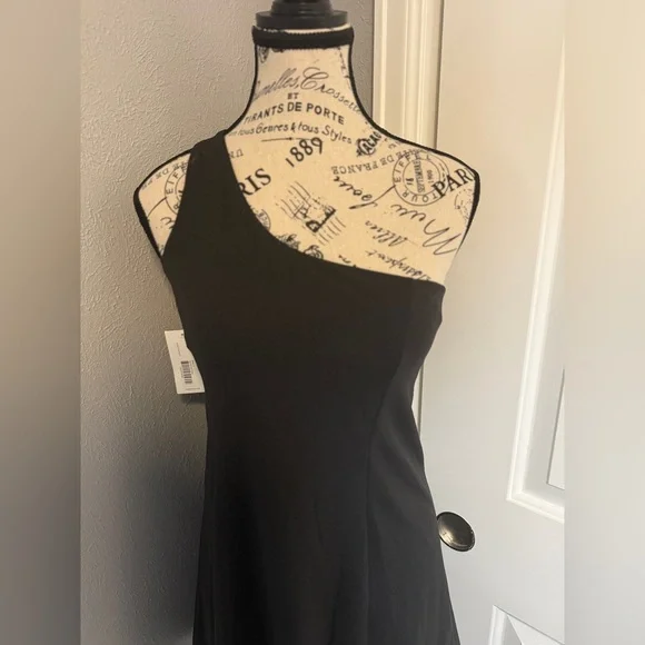 NWT Outdoor Voices One Shoulder Dress - Picture 6 of 8